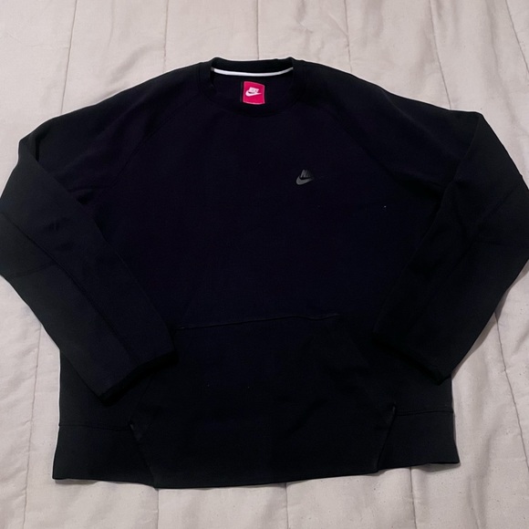Nike tech fleece sweater - Picture 7 of 8